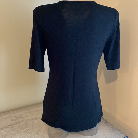 INC black t-shirt tunic with peekaboo v-neck. Sz L - Picture 3 of 6